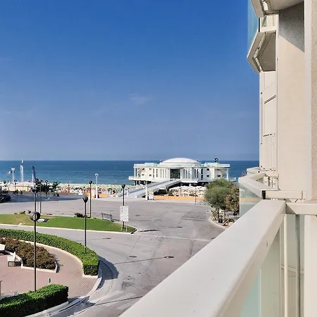 Cristallo 4* Σενιγκάλια